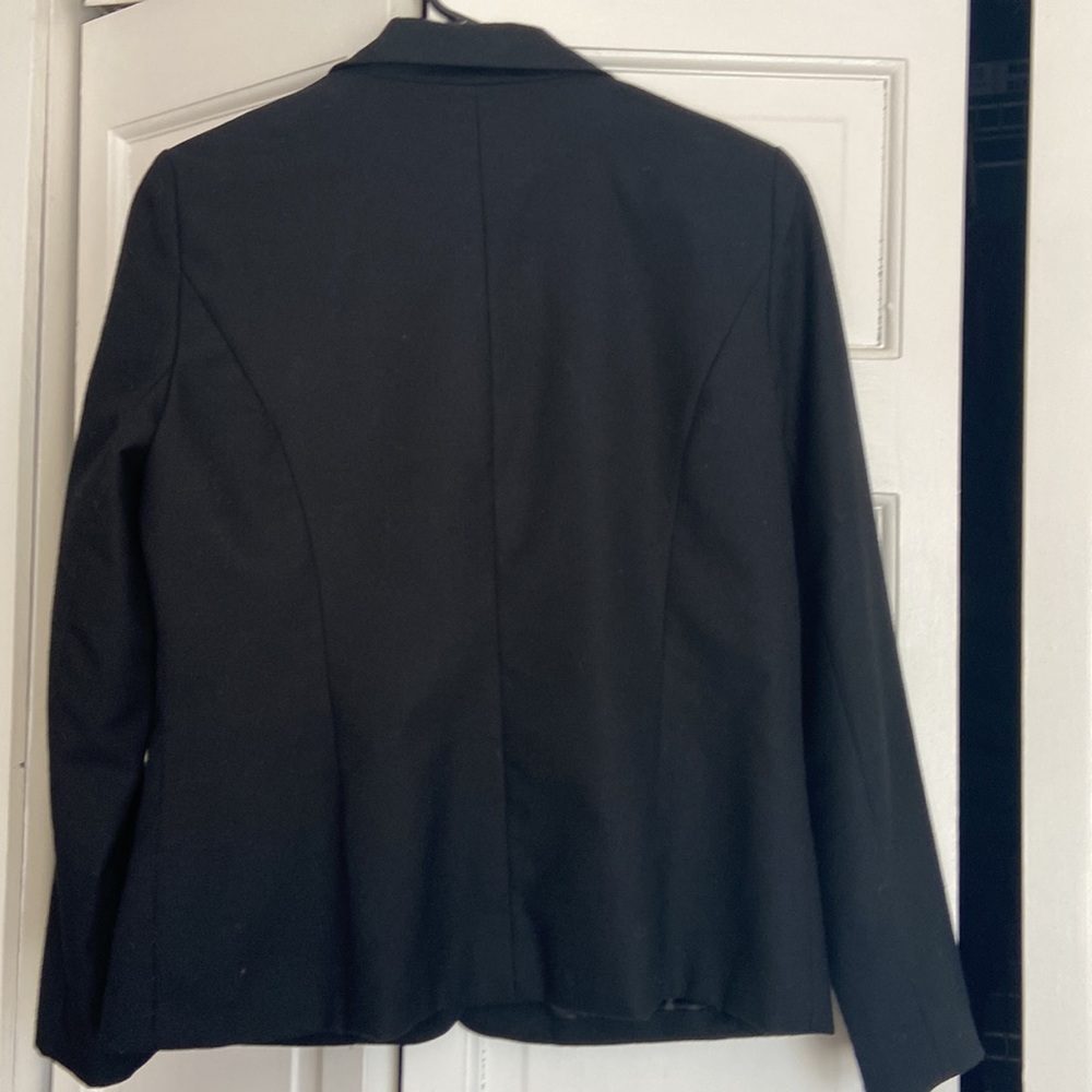 Women’s Jacket - Picture 4 of 6